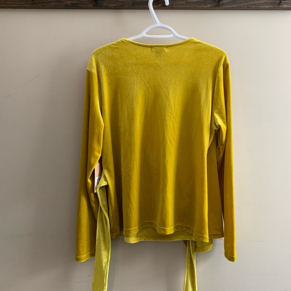 FREE SHIPPING Nordstrom Velvet Wrap Shirt - Picture 6 of 7